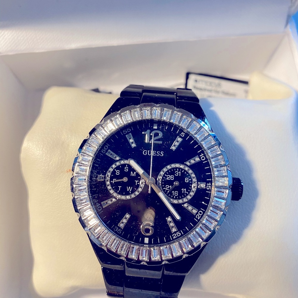 GUESS rhinestone WATCH